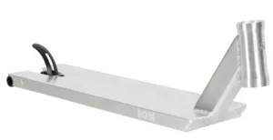 Doska UrbanArtt Bone Remastered 6 x 23